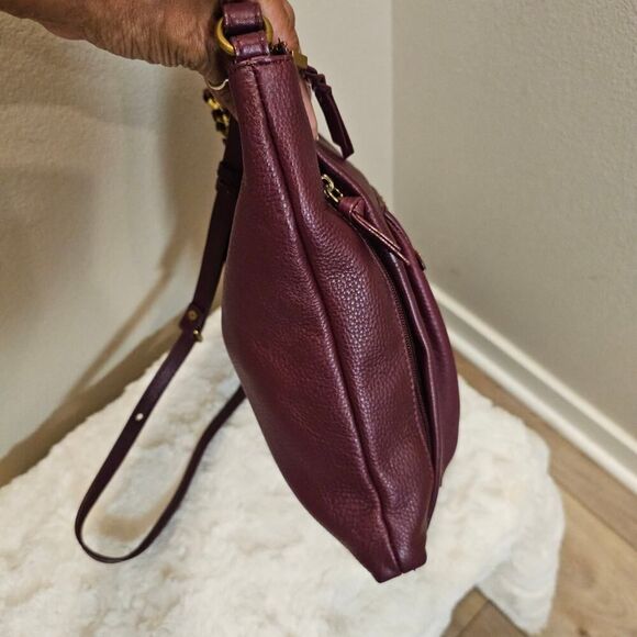 Elliott Lucca Burgandy Leather Crossbody with Chain Strap - Picture 5 of 14